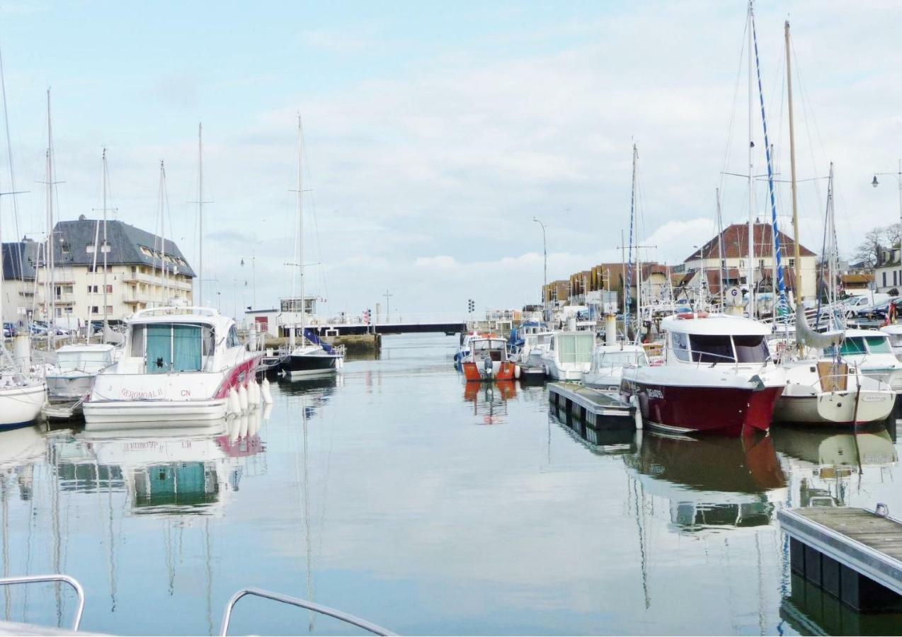 Apartmán Cap Horn Ensoleille Face Port Courseulles-sur-Mer Exteriér fotografie